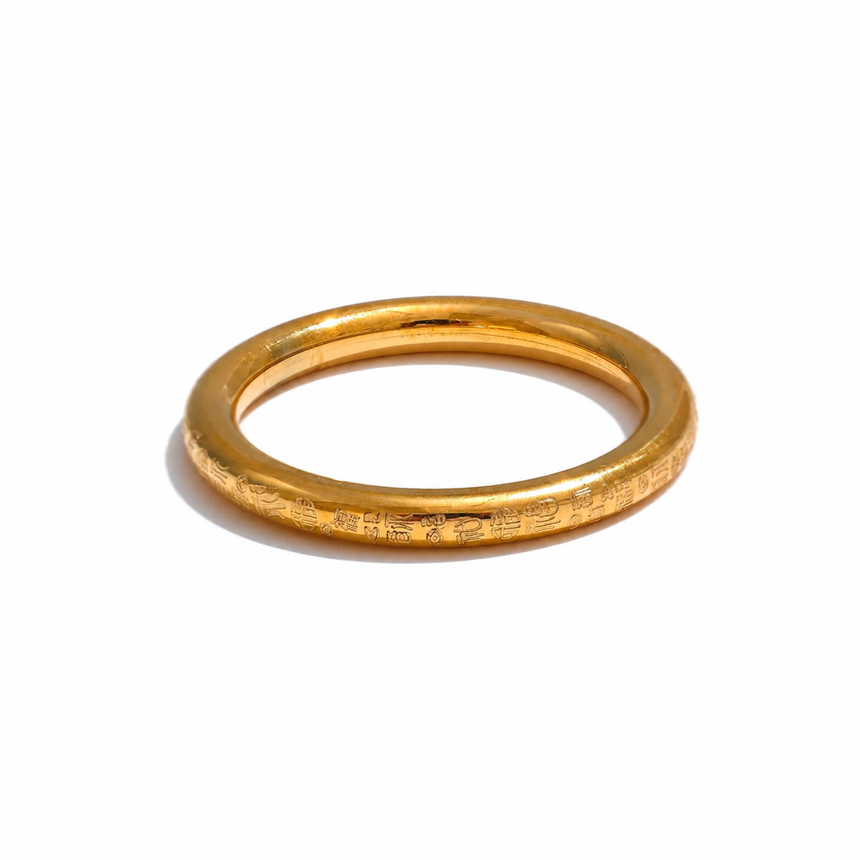 Anillo Fu de Buena Suerte Bañado en Oro 18K — Símbolo de Prosperidad