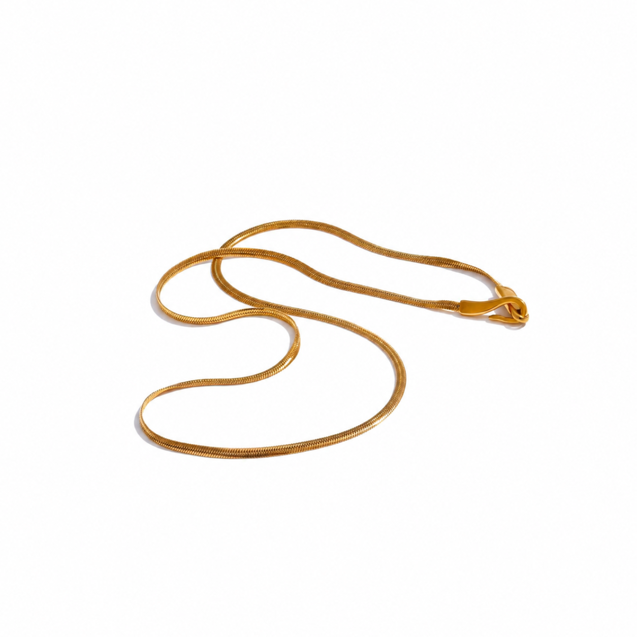 Collar Bañado en Oro 18K — Elegancia Minimalista