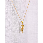 Collar Floral Elegante Bañado en Oro 18K