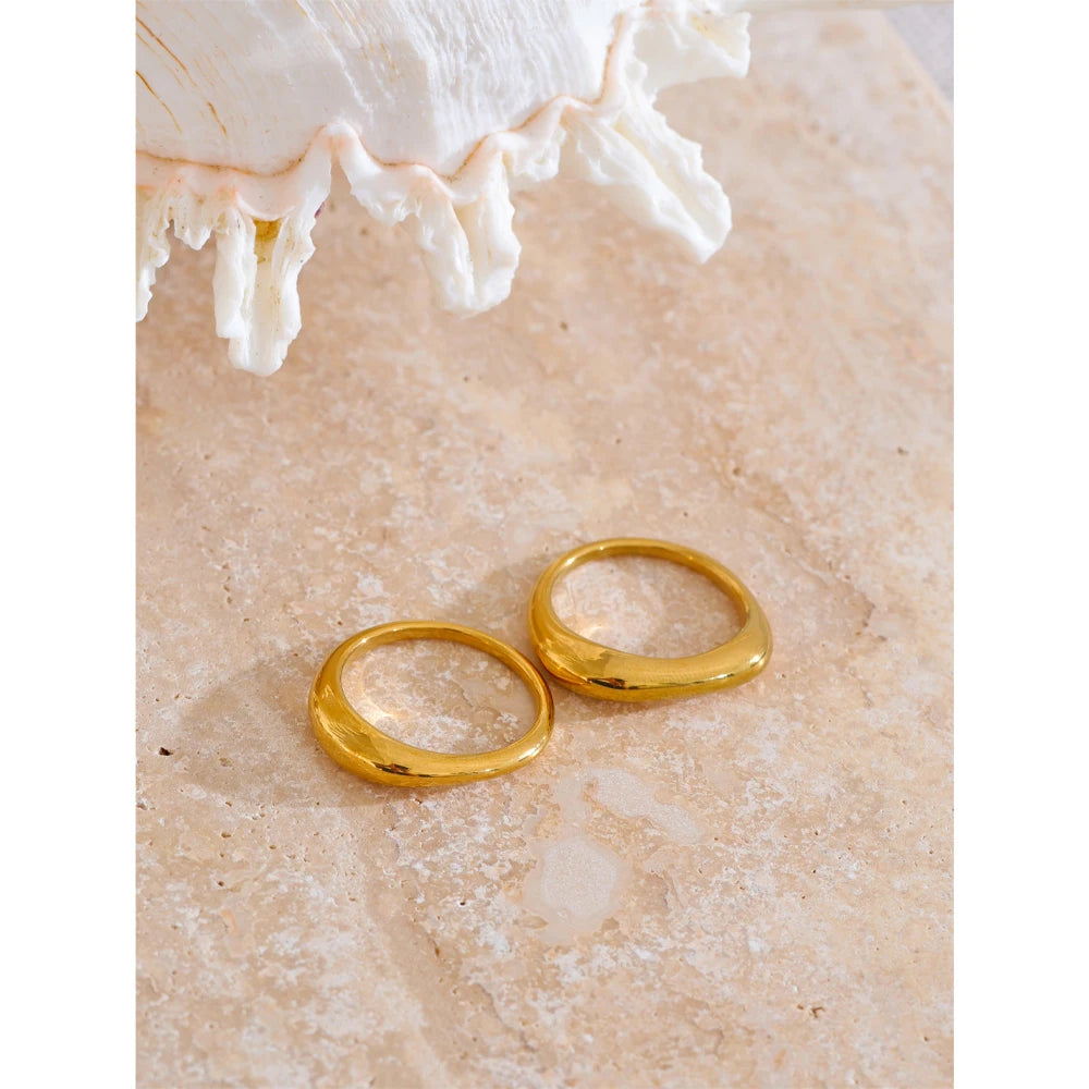 Anillo Minimalista Japonés Bañado en Oro 18K