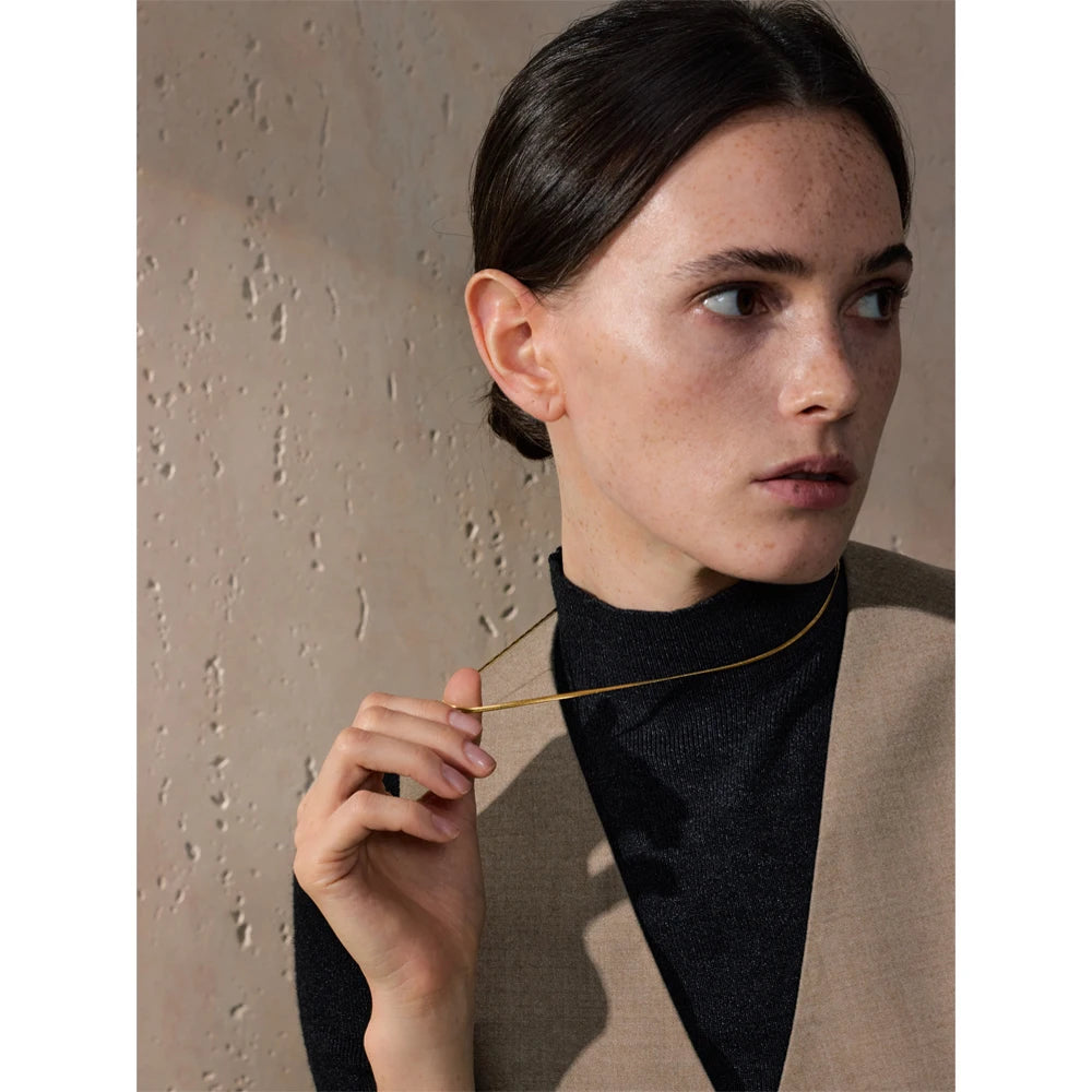 Collar Bañado en Oro 18K — Elegancia Minimalista