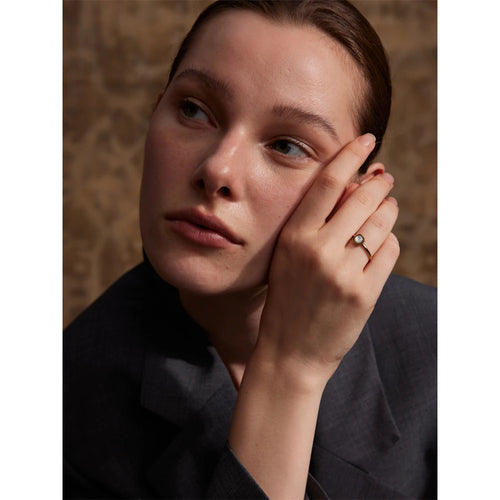 Anillo Cuadrado de Concha Natural Bañado en Oro 18K